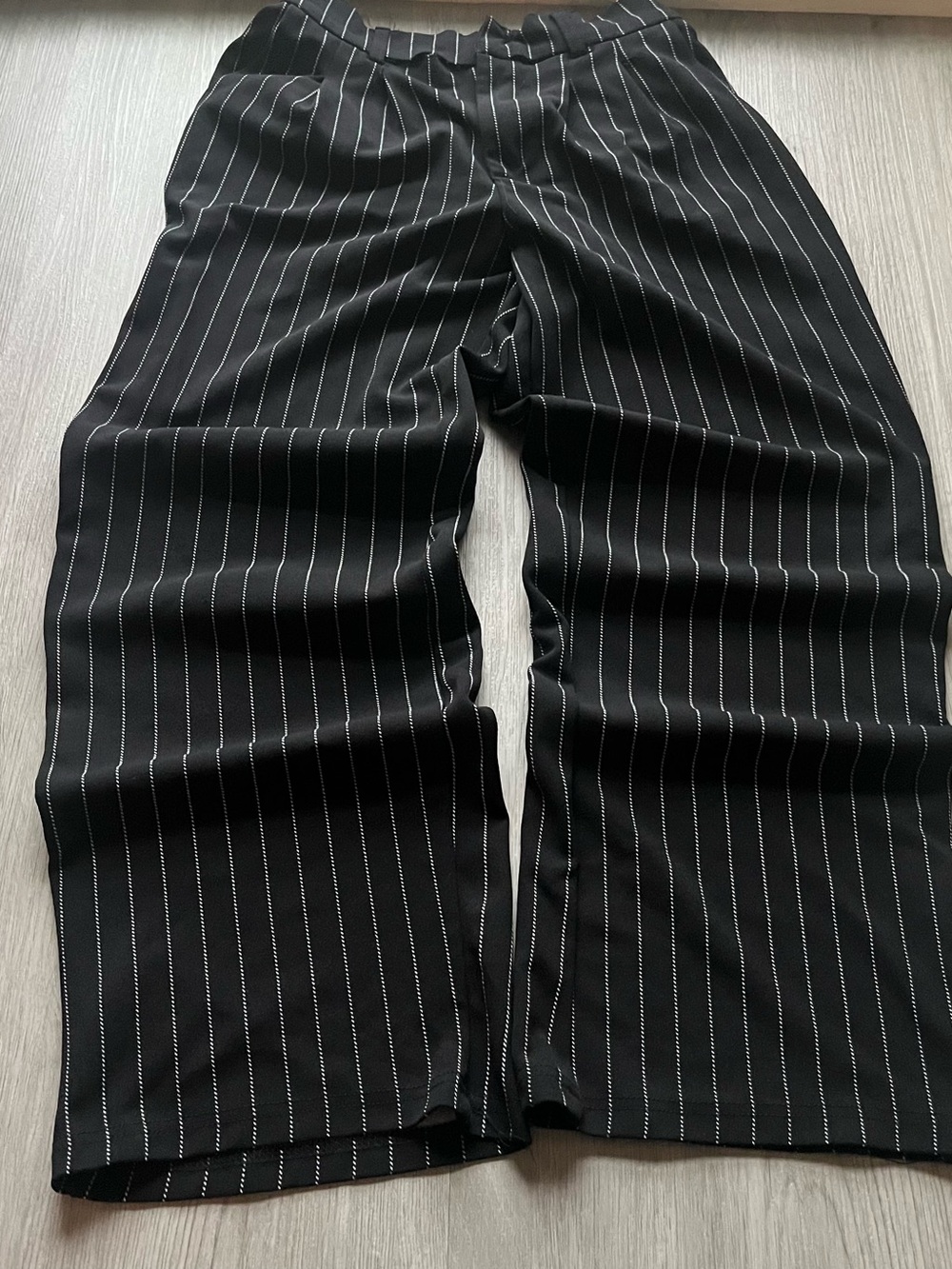 Y2K No Comment Black Pinstripe Wide Leg Pants Size M 24x27